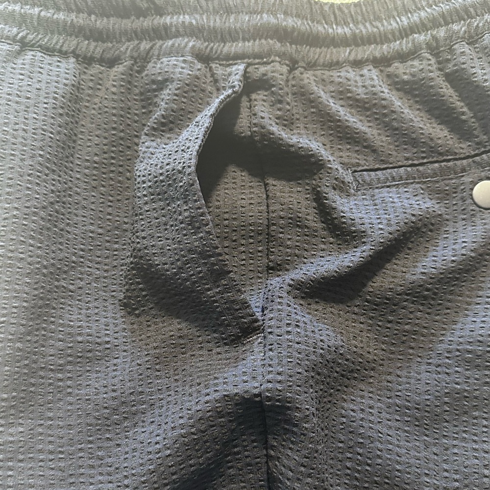 Zara Men’s  Navy Blue Seersucker Elastic Band Draw String Lightweight Shorts - Picture 7 of 11